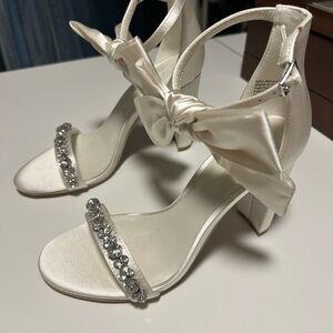 Oleg Cassini White Satin Heels. New, never worn. No box.